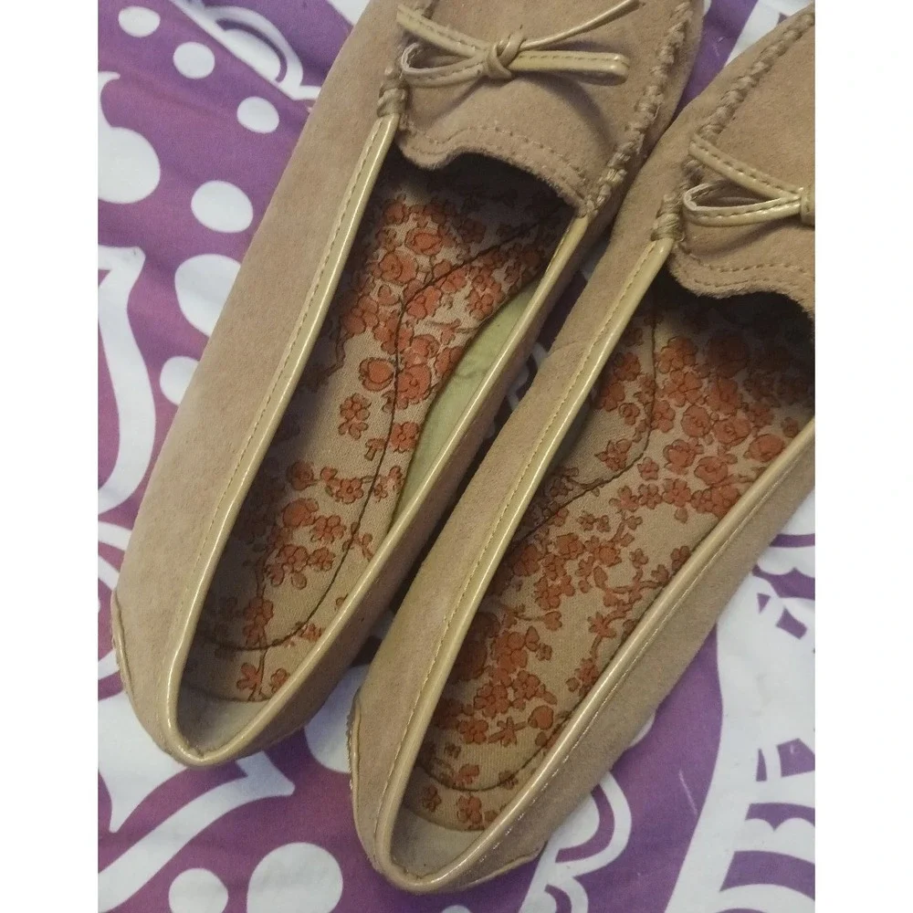 Lands' End Women's Leather Suede Slip On Moccasins, Size 8.5‎